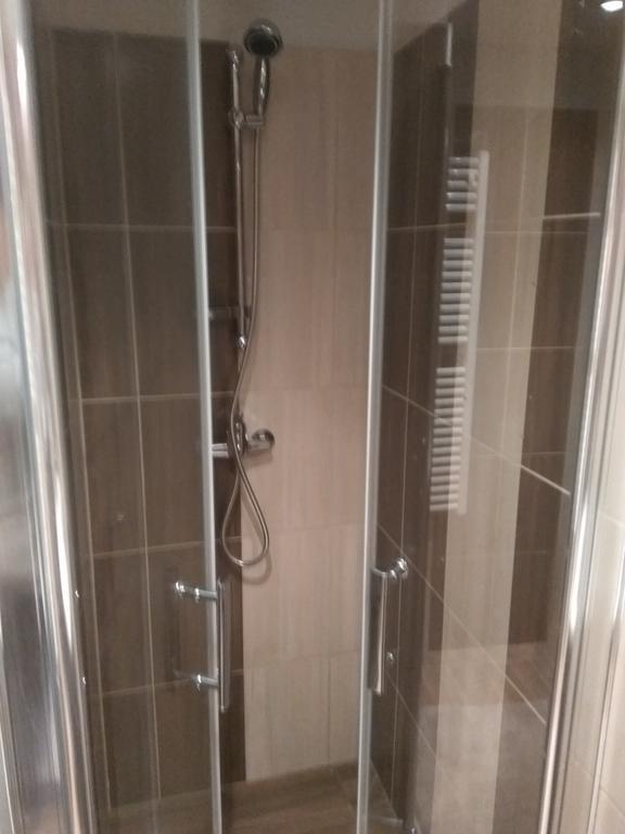 Falusi Vendeghaz Etyek Exteriör bild